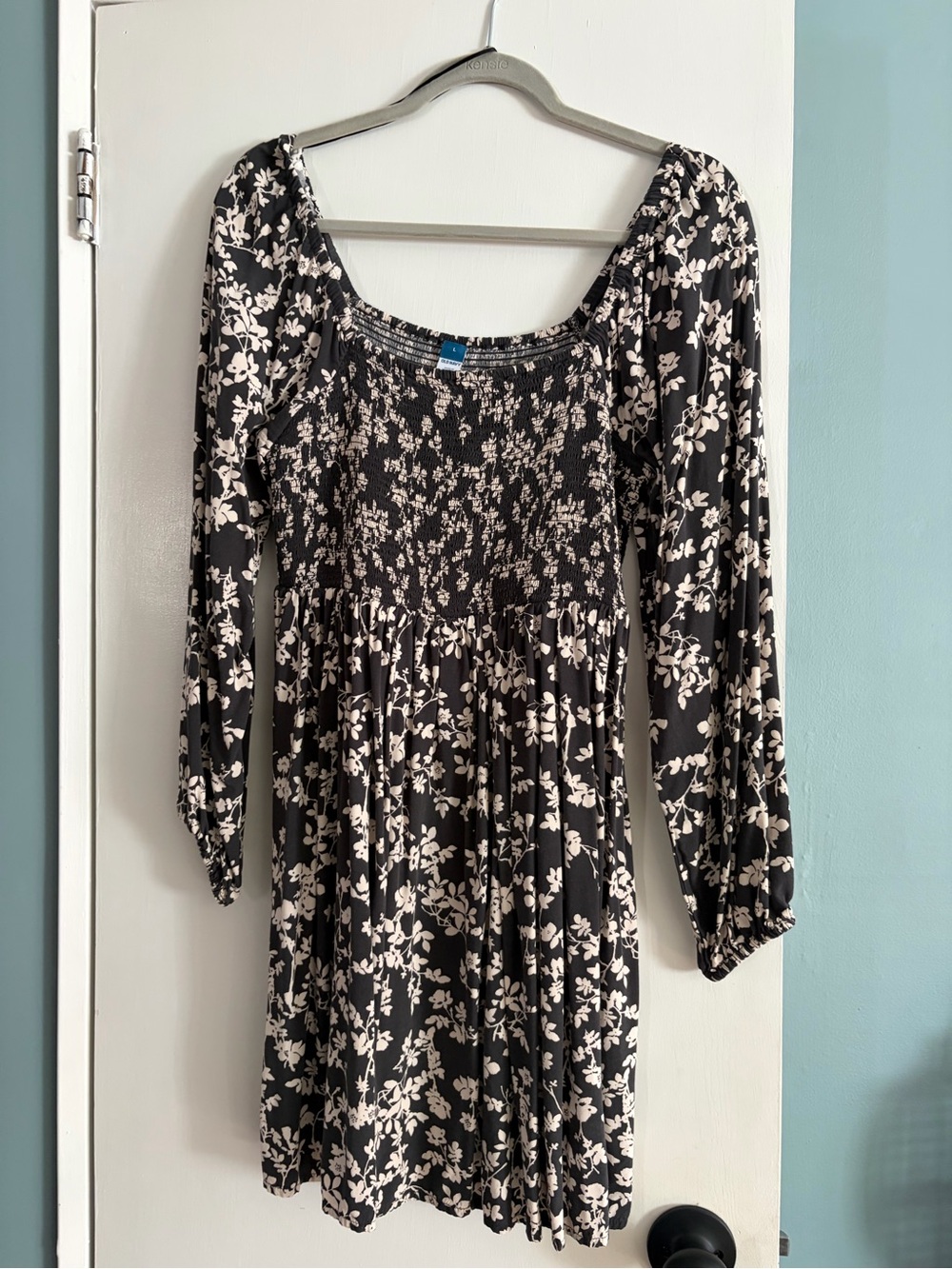 Old Navy Black and White Floral Smocked Long-Sleeve Dress